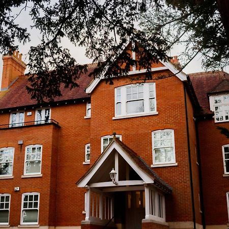 Pass The Keys Quiet 2-Bed Apartment On The Ground Floor Canterbury Exterior photo